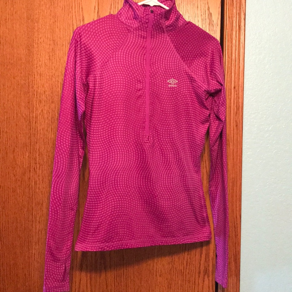 Quarter zip purple light weight sweatshirt.